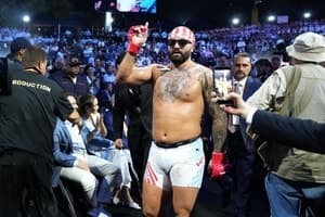 UFC 선수, 트럼프 팔순 행사서 "미셸 오바마는 남자" 황당 발언 논란