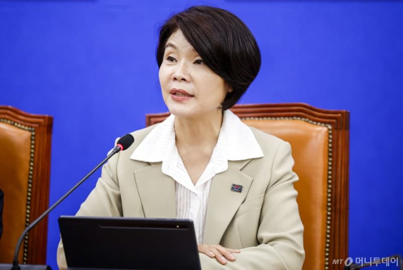 한정애, AI 시대 물·에너지 융합 기반 마련 위한 3법 대표 발의…첨단산업 '우선 물 공급' 추진