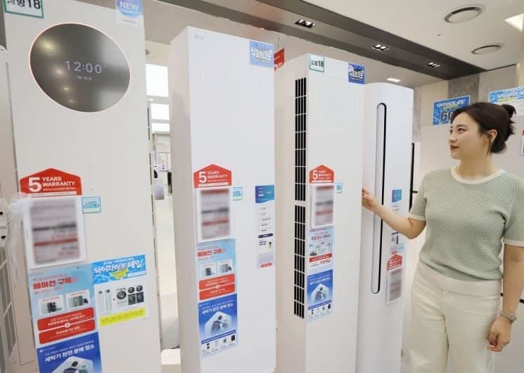 롯데하이마트, "삼성 20% 환급·LG 최대 100만원 할인" 여름 가전 할인전 확대