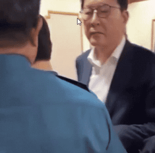 국민의힘-경찰, 개표소 시위 충돌…보좌진 폭행 논란 확산
