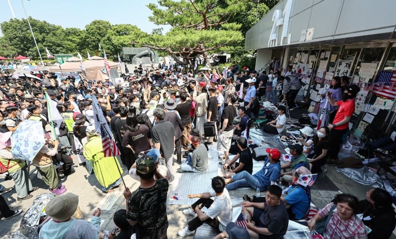정성호 법무부 장관 "올림픽공원 사적 검문·감금은 명백한 불법…현행범 처벌 대상" 엄중 경고