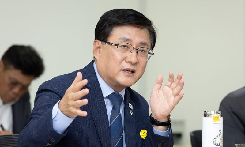김성환 기후장관, 섬진강 본류 따라 하구까지 점검…"자연과 사람 공존하는 지속가능한 섬진강 만들 것"