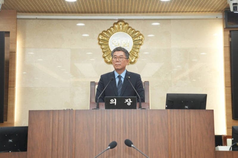 이윤하 평택시의회 의장 "시민 곁 지킨 8년…정치는 시민 불편 해결하는 일"