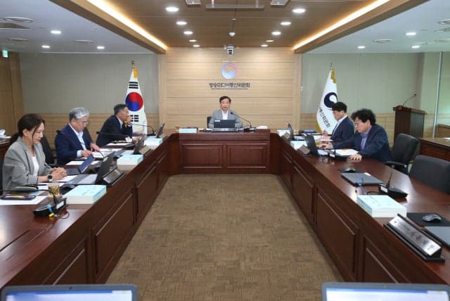 방미통위, 재허가 조건 위반 KBS·TBC·OBS에 "시정명령"