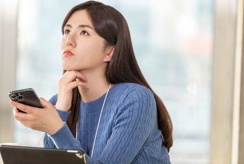 "애플·화웨이만 웃었다"…글로벌 스마트폰 시장 9주 연속 역성장 속 애플만 나홀로 성장