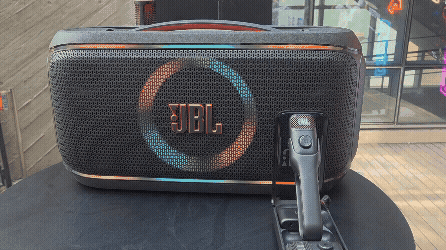 “80년 음향 명가, AI를 품다”… 하만 JBL, 보컬 분리 마이크와 80주년 한정판 스피커 공개