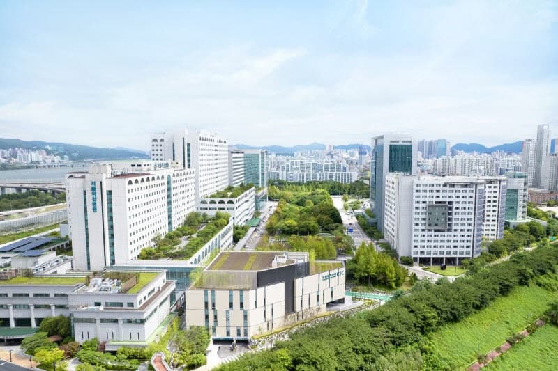 서울아산병원, 뉴스위크 평가 아태지역 최다 1위…5개 분야서 정상
