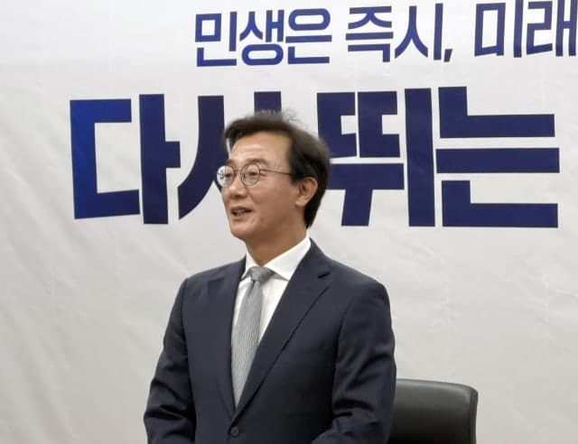 전재수 인수위, 북극항로 공약 구체화 시동…유관기관 잇따라 만나 부산항 허브 전략 논의