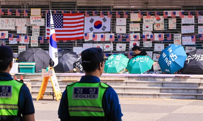 개표소 봉쇄 시위 14일째, 흉기 자해·"무기고 털자" 협박까지…경찰 '올다르크' 수사 착수