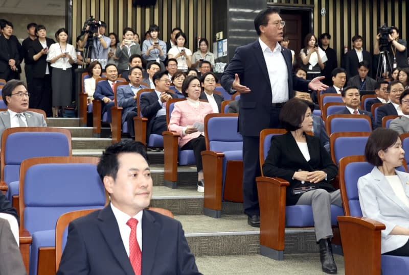 국힘 경기 의원들 '장동혁 사퇴' 회견 보류…안철수 "방향성에 차이"