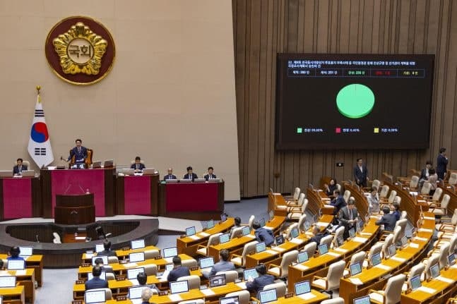 선관위 국정조사 45일 돌입, 여야 "무능한 선관위" 질타…개헌론은 넘을 산 많아
