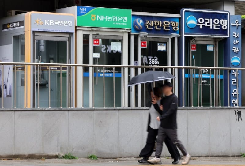 “내 이자는 치솟는데” 4대 금융 상반기 ‘11조’ 잭팟…역대 최대 순익 전망