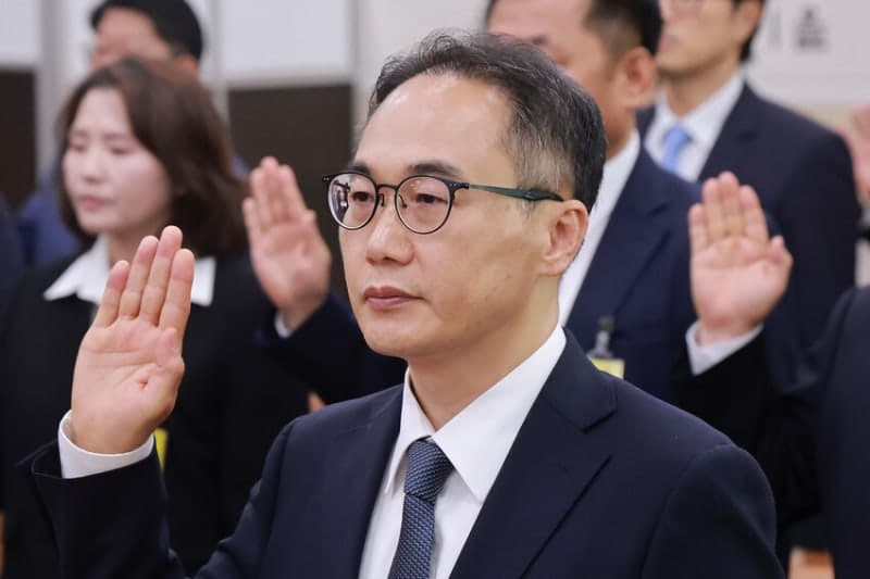종합특검, '김건희 수사 무마 의혹' 이원석 전 검찰총장 소환 통보