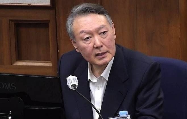 경찰, "김건희 디올백" 尹 직무 관련 청탁금지법 위반 송치