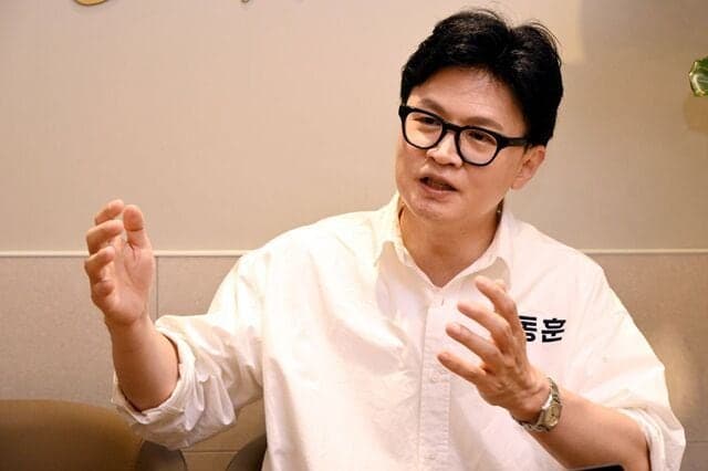 한동훈, 日언론에 밝힌 보수 재건 구상 "2030년 대선서 권력 되찾을 것"