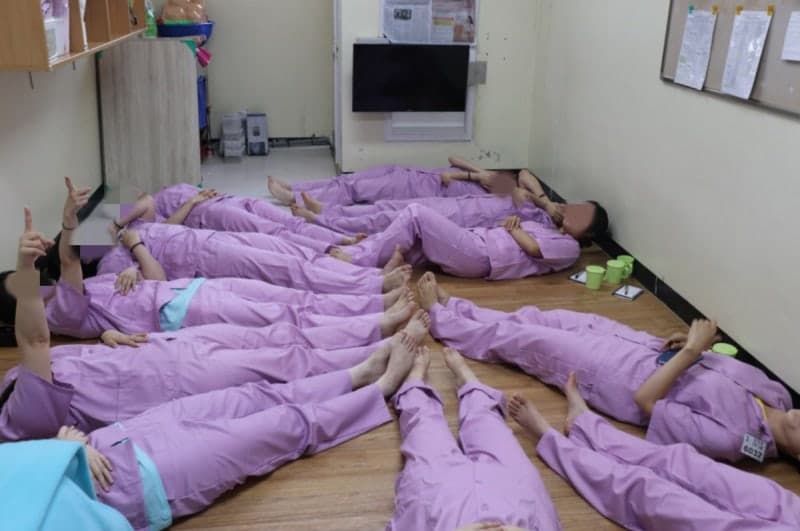"팔 뻗을 자리도 없다"…청주여자교도소, 5명 정원에 9명 수용 '과밀 몸살'