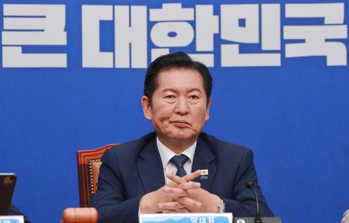 이재명 "전쟁 말라" 했지만…민주당 당권 레이스 점화, 與는 장동혁 거취 놓고 내홍 지속