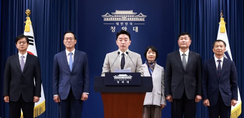 이재명 대통령, 국정 2년차 靑 참모진 중폭 개편