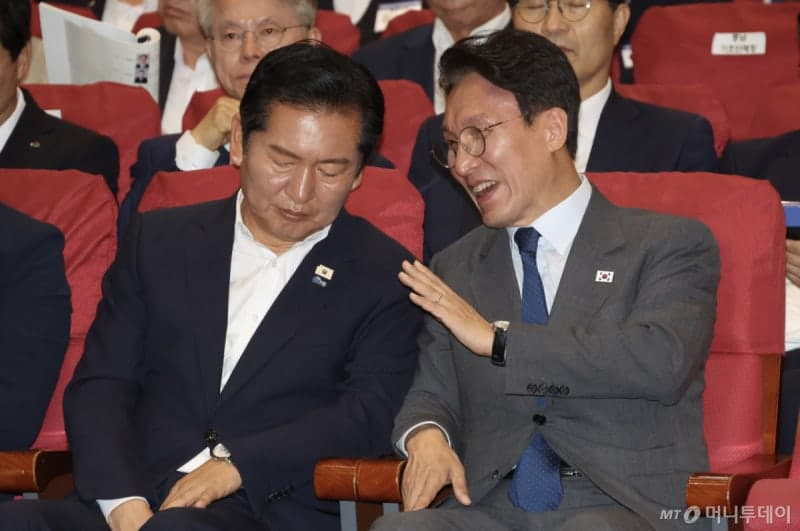 정청래 "당·정·청 원팀 뭉쳐야" 김민석 "이기는 민주당 만들어야"