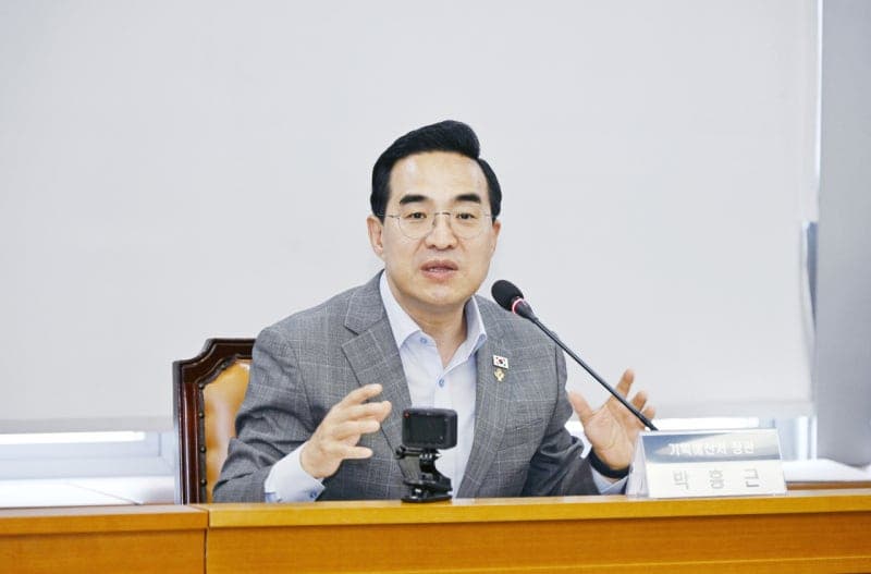 재정 전문가들 "역대급 세수, AI·반도체 미래 투자에 적극 활용해야"