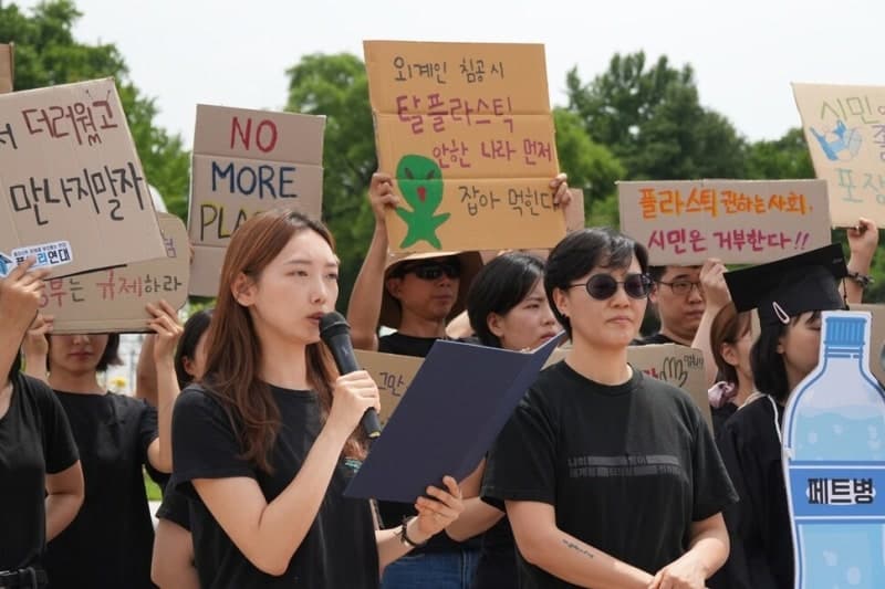 국민 81% "플라스틱 줄이고 싶지만 대안 없어…정부·기업 역할해야"