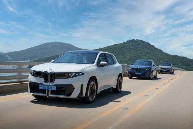 울컥거림 없는 주행과 제동…'슈퍼브레인'이 지휘하는 BMW 신형 iX3