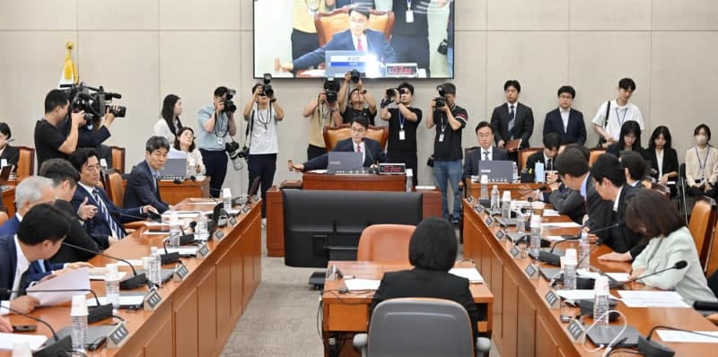 민주당 "선관위 스스로 못 바로잡으면 변혁 대상…'원포인트 개헌'도 가능"