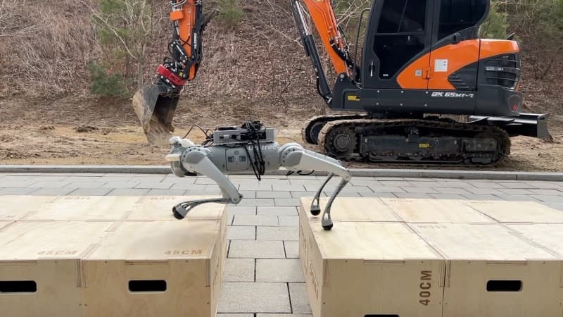 "제로샷으로 계단 넘고 틈 건넌다" 한기대 로봇, 깊이 영상 노이즈에 강한 파쿠르 기술 개발