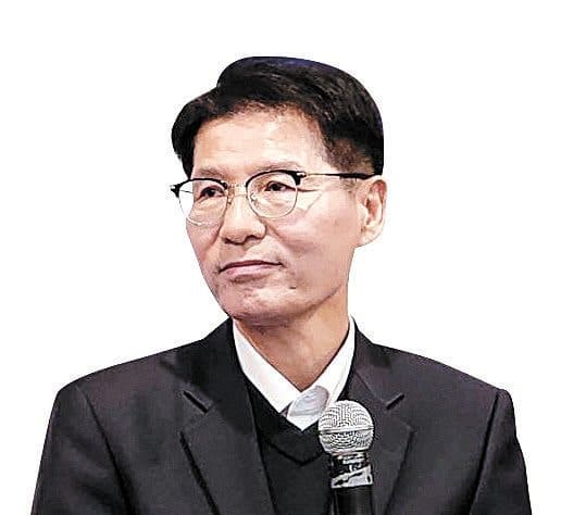 '한동훈 검언유착 오보' 신성식 전 검사장·KBS 기자, 항소심도 무죄