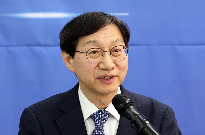 국민연금 이사장 "7월 리밸런싱 재개, 시장충격 최소화 원칙"