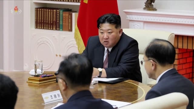 北, 핵무력 강화 천명…韓 '가장 적대적 국가' 규정