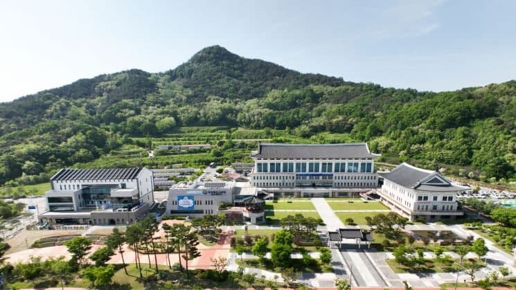 경북교육청, "AI 시대에도 교육의 중심은 사람"…'경북교육 2030 대전환 추진단' 출범
