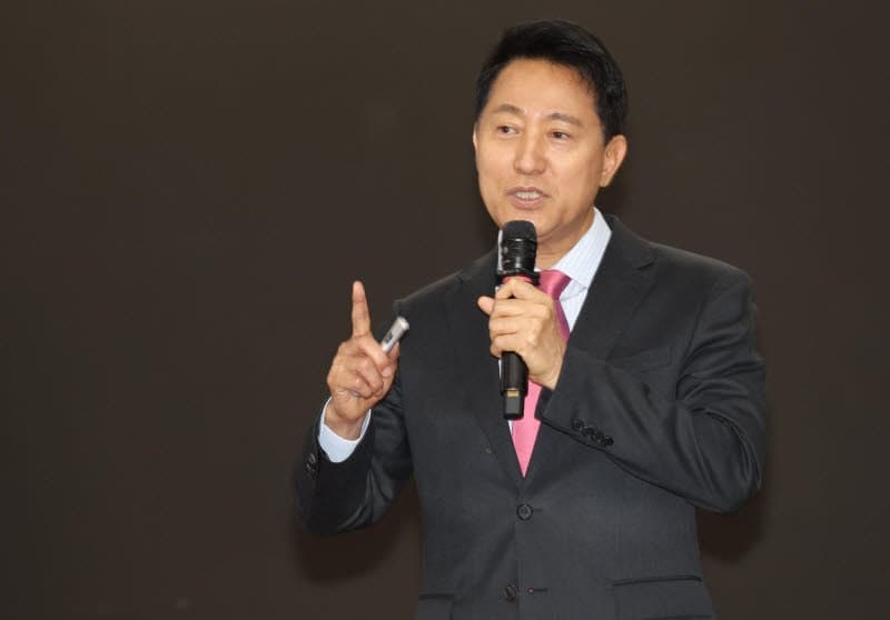 오세훈 "피 흘려가며 혁신할 필요 없다"…원내 중심 정당으로