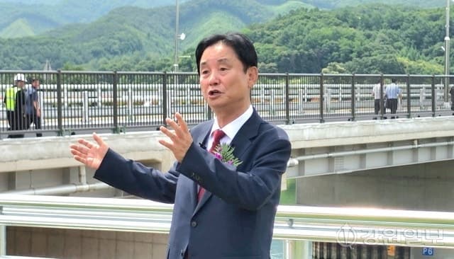 최문순 화천군수 26일 퇴임, 12년 군정 "교육·관광·기본소득" 결실