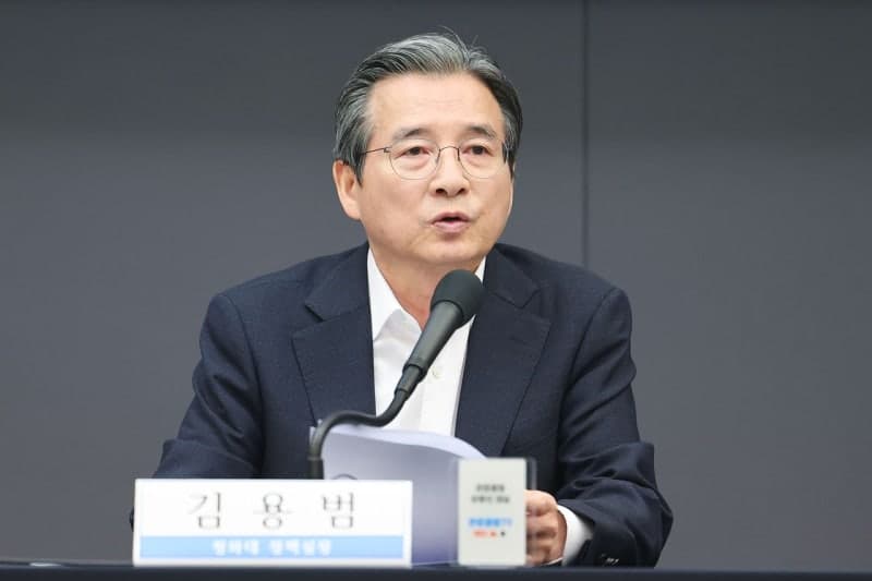 김용범 "삼전 성과급 노사 갈등, 경험해 보지 못한 문제…규칙 만들어야"