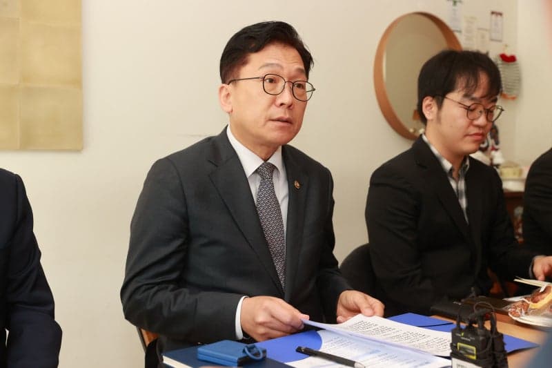 중기부, K-소상공인 글로벌 브랜드 육성…수출 유망 100개사 선발