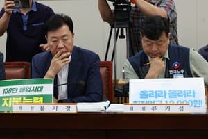 최저임금 심의 D-4, 노사 '1680원' 격차…"16% 인상"vs"동결" 줄다리기