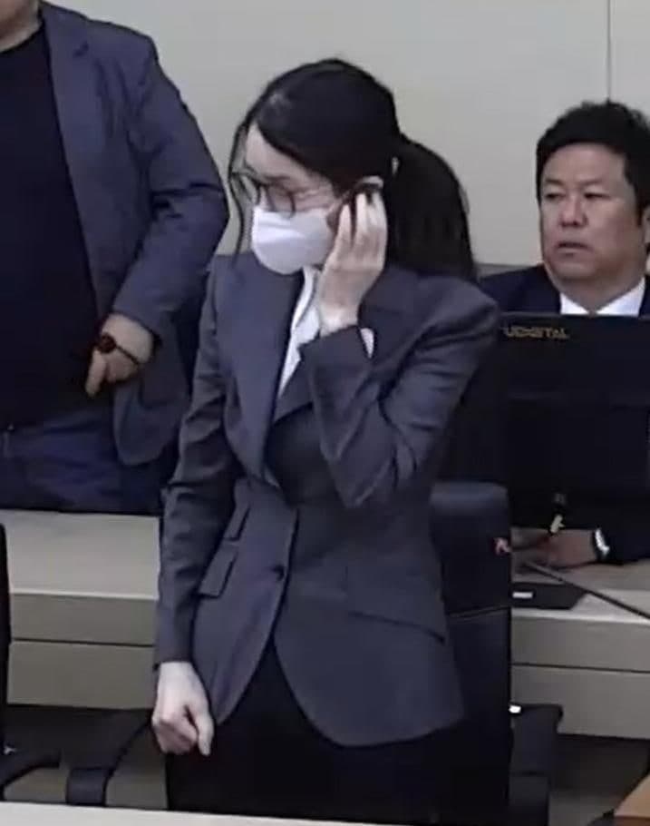 “김건희, 거리낌없이 금품 받아” 매관매직 혐의 징역 7년 선고