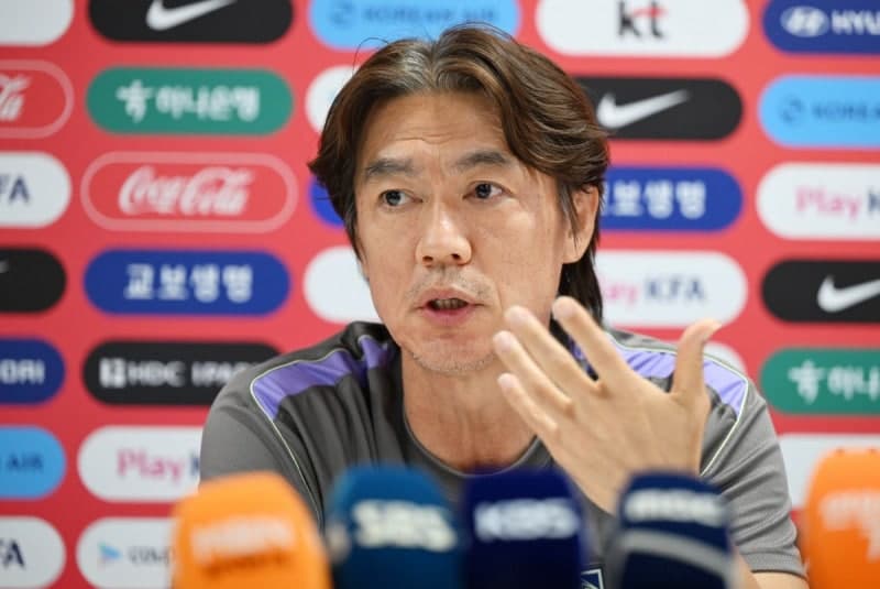 홍명보호 32강 좌초 위기, 세네갈 대승에 7위 추락