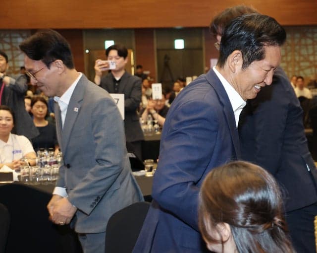 민주당 '재건축론'發 노선대결 격화