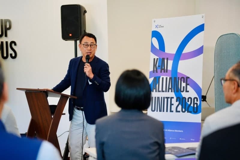 SK AI 위원장 "AI 모델·반도체 자강 못하면 종속…AI 3강 도울 것"