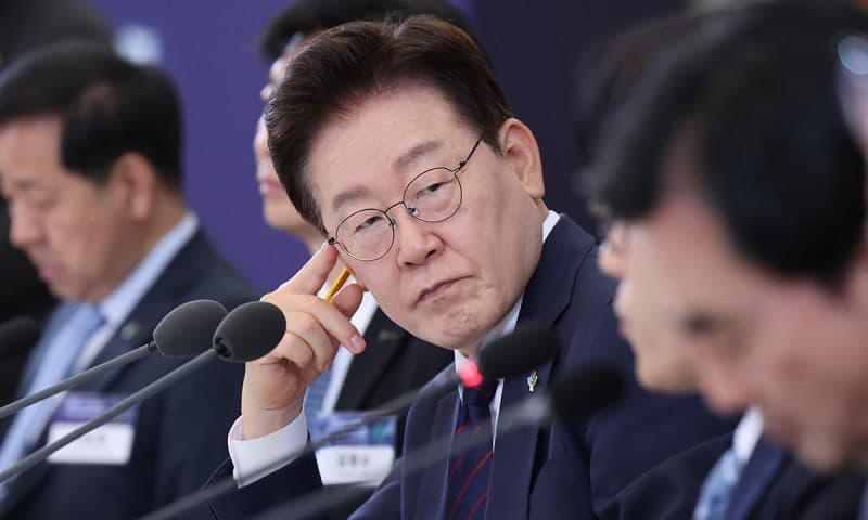 이재명 대통령 "호남 반도체, 특혜·기업 팔 비틀기 아냐" 주말새 SNS 7폭탄 직접 반박