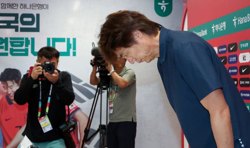 정몽규 축협회장 '홍명보 선임 부당 개입' 의혹, 경찰 수사 2년째 답보