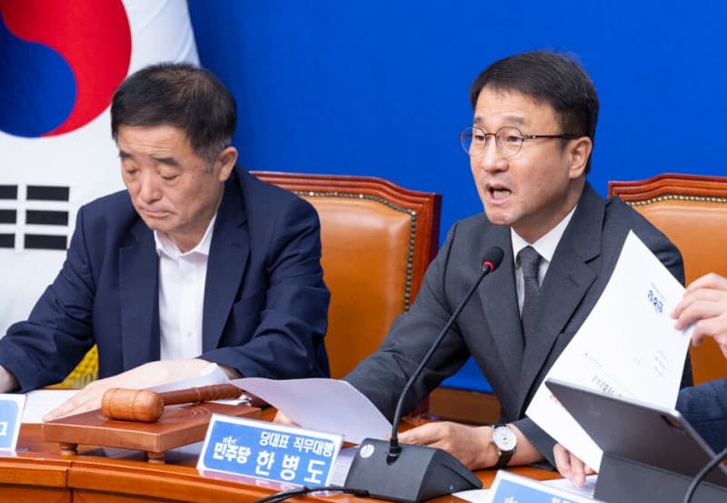 민주당 "국힘 흑색선전 법적 대응"…호남 반도체 투자 공방 격화