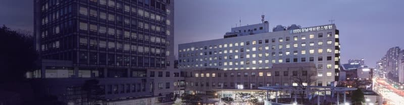 강남세브란스, 강남 일대 정전으로 '코드화이트' 발령…진료 지연에 환자들 발만 동동
