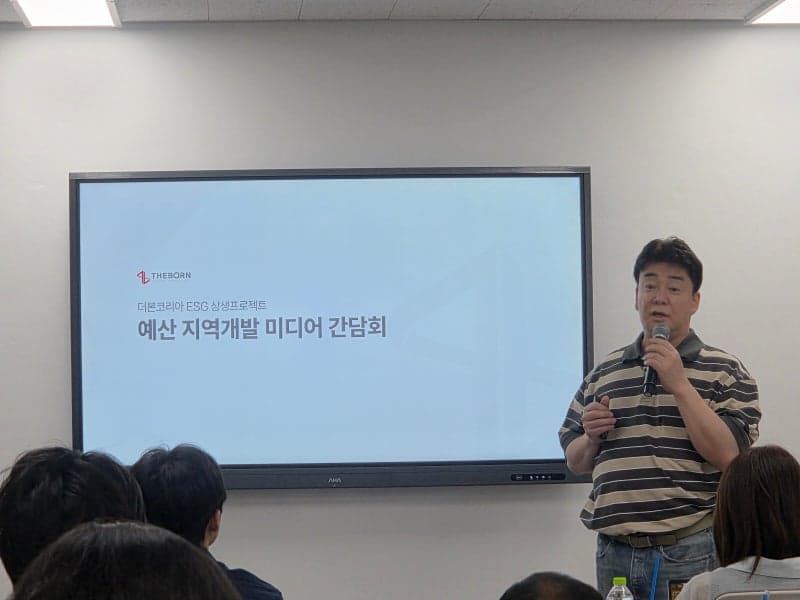 백종원, "지역소멸 막는다" 예산 성공모델 전국으로… "먹거리로 발길 붙잡았다"