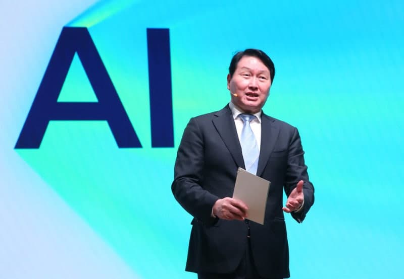 최태원 "AI 데이터센터는 지능 생산공장"…SKT, 1000조 들여 15GW AIDC 구축 승부수