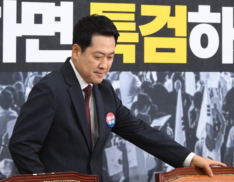 국민의힘 최고위 또 충돌…우재준 "장동혁 내려와야" vs 김민수 "본인이나 사퇴하라"