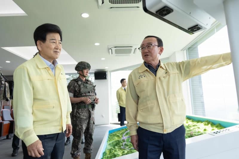 김덕현 연천군수, 임진강 수해방지시설 유관기관 합동 점검