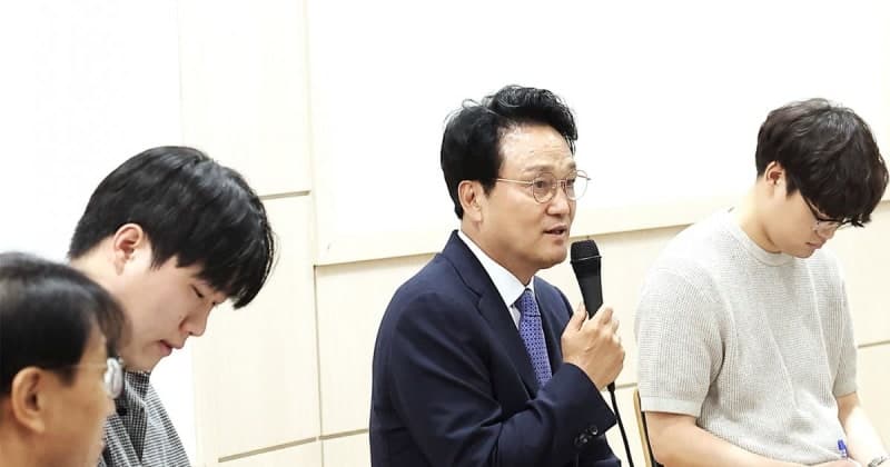 안민석 "폰에 뺏긴 아이들 시간 되찾고 교육 본질 회복"…'폰프리 스쿨' 띄운다